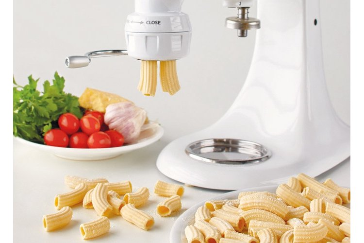 Rigatoni with olive, caper and tomato sauce