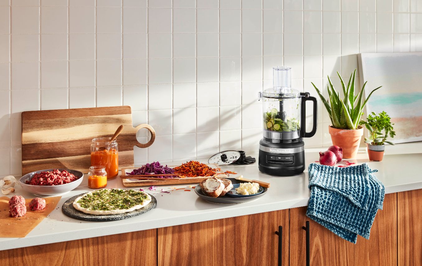 Food Processor 101: What Does It Do & How To Use It?