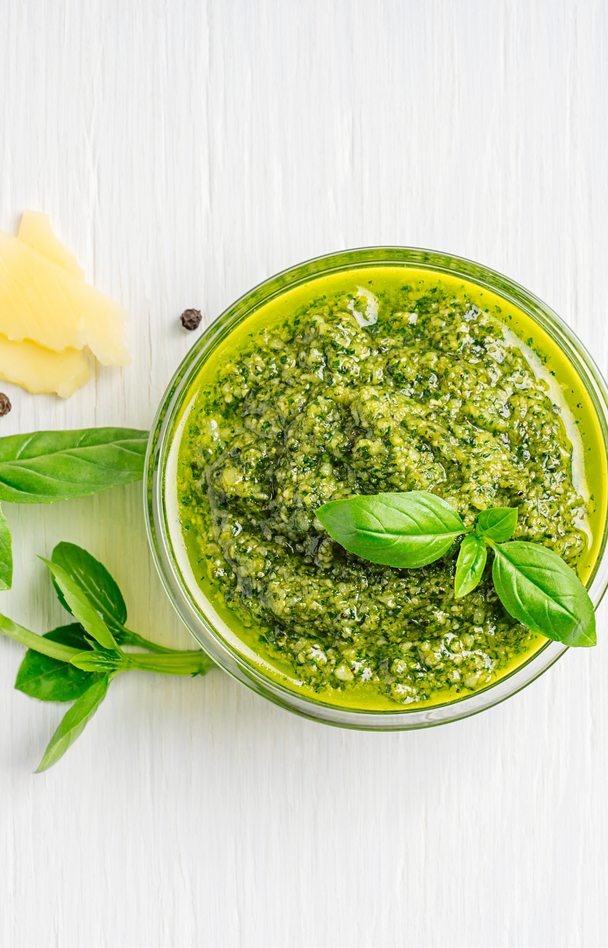Chunky basil pesto