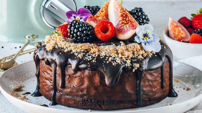 Date Sweetened Chocolate Cake | Cherie Tu