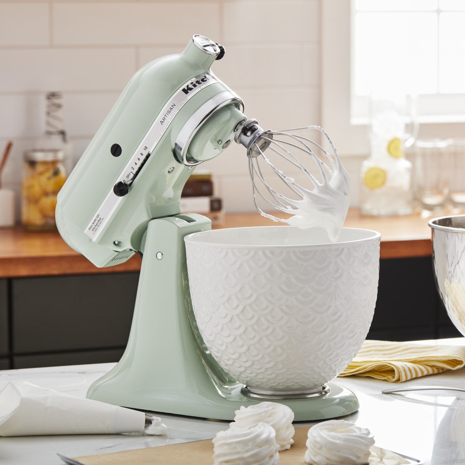 KSM160 Pistachio Stand Mixer Refurb